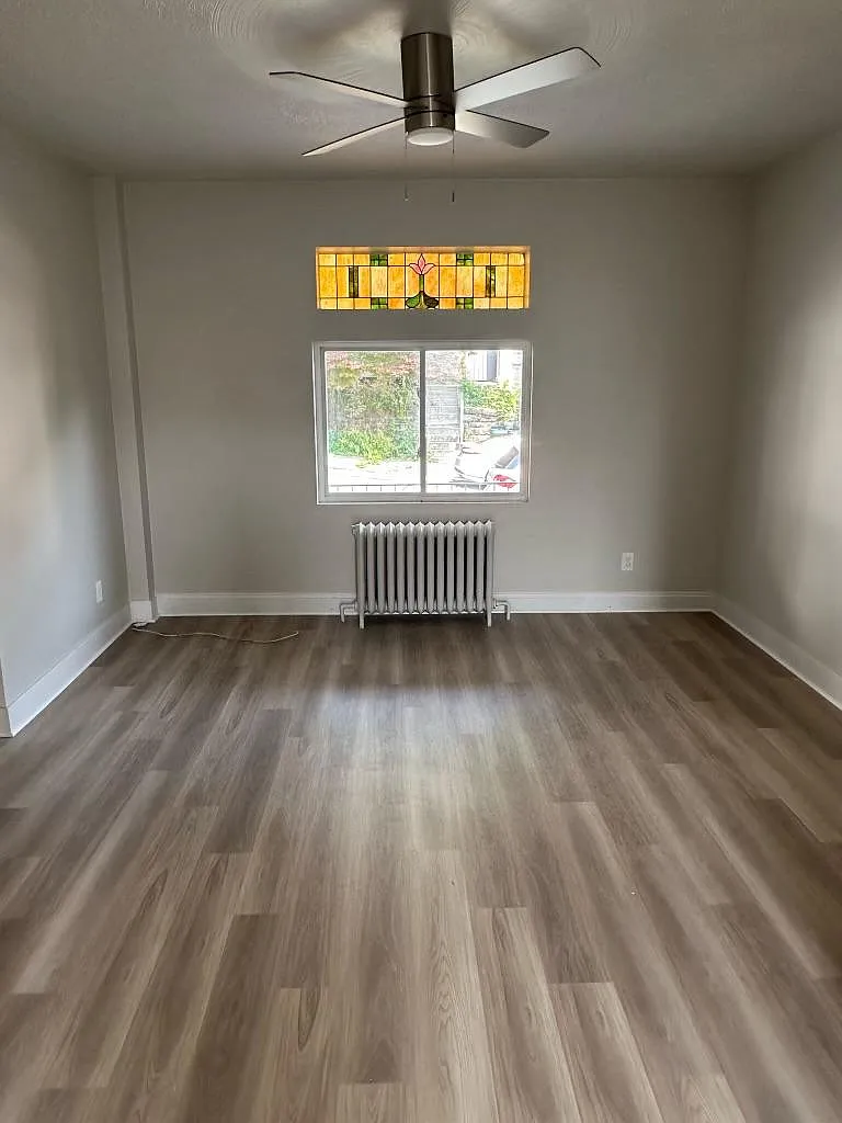 3 bed, 1300 sqft, $1,700 — Photo 4
