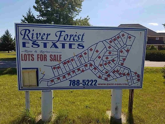 5th image of N1828 River Forest Dr