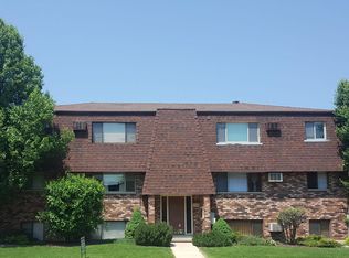 1144 Royal Blvd #1N, Elgin, IL 60123
