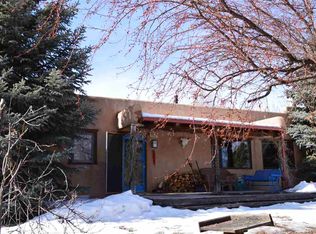 308 Chamisa Rd, Taos, NM 87571