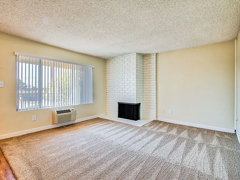 Gardenview Apartments — Photo 21