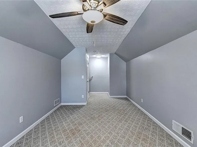 5867 Tattersall Ter — Photo 31