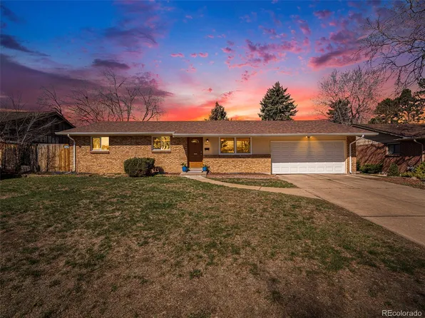 581 S Newland Street, Lakewood, CO 80226
