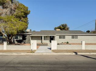 5690 Topaz St, Las Vegas, NV 89120