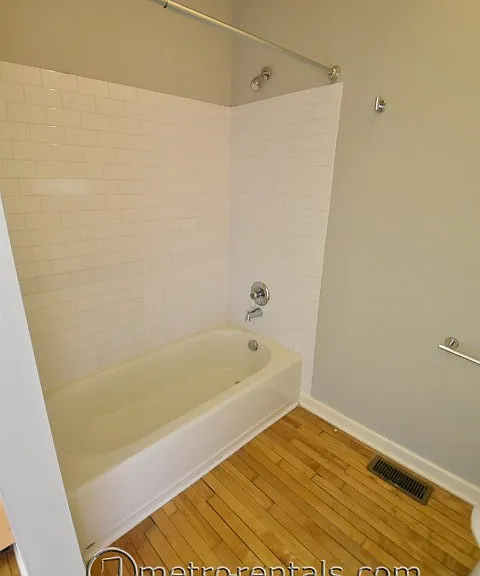 32 Warren St — Photo 19