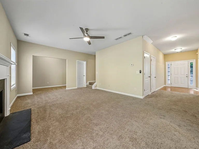 4750 Ferncrest Pl — Photo 9