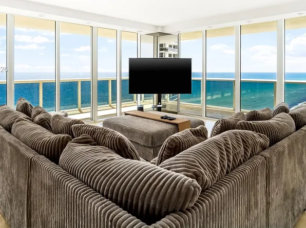1830 Ocean Dr, Hallandale, FL