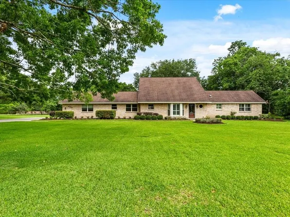 408 S Clear Creek Drive, Friendswood, TX 77546