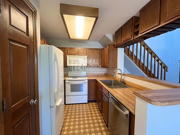 3010 W Prentice Ave #C — Photo 5