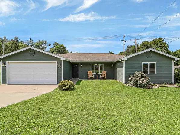102 Allen Hill Dr, Ogden, KS 66517