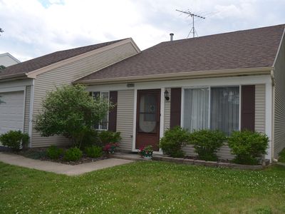 202 Iris Dr, Streamwood, IL, 60107