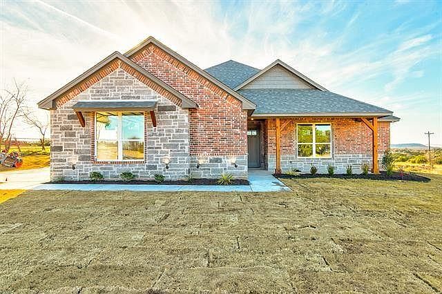 1st image of 2220 Lakewood Trl