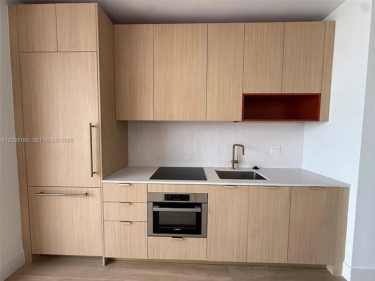 90 NE 32nd St #623 — Photo 5