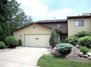 1765 Brookwood Dr, Akron, OH 44313