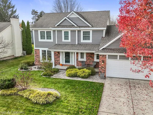 29655 English Way, Novi, MI 48377
