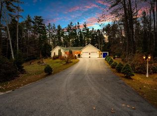 18 Barrington Cir, Center Ossipee, NH 03814