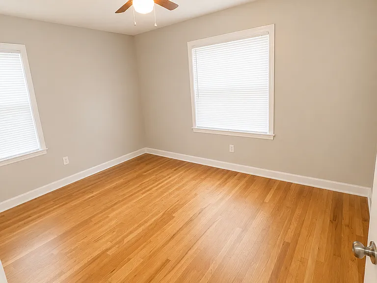 3718 Northbrook Dr — Photo 8