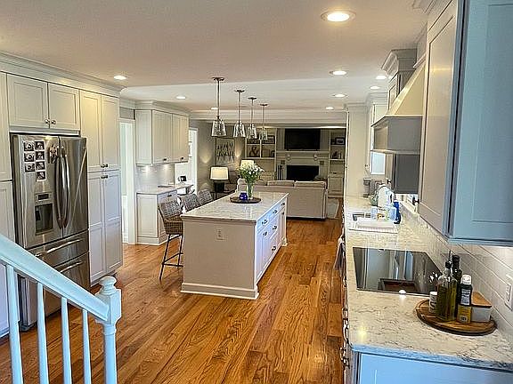 4th image of 1275 Alanton Dr
