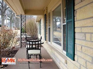 2501 Winthrop Rd, Lincoln, NE 68502