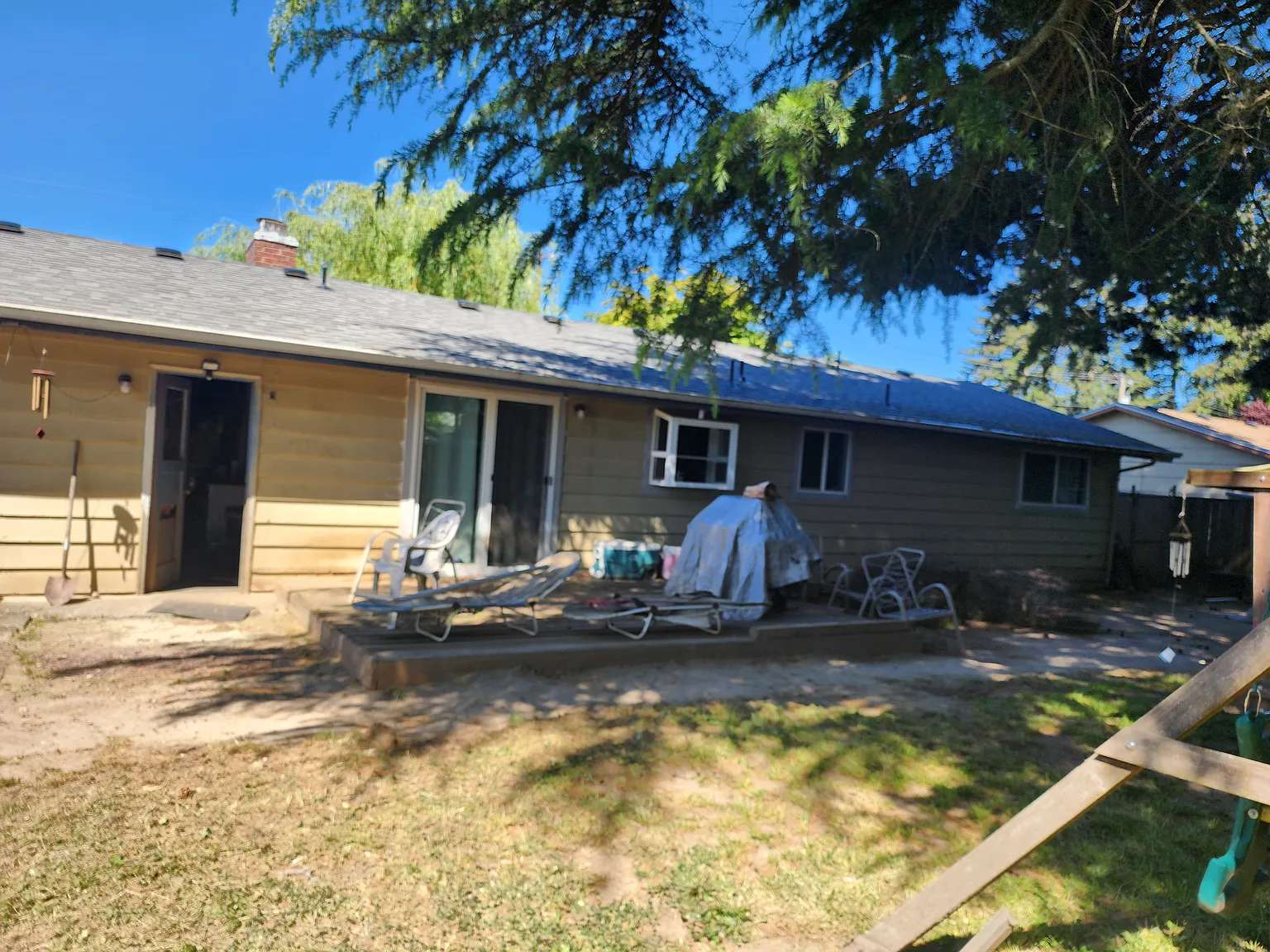 3 bed, 1012 sqft, $2,500 — Photo 2