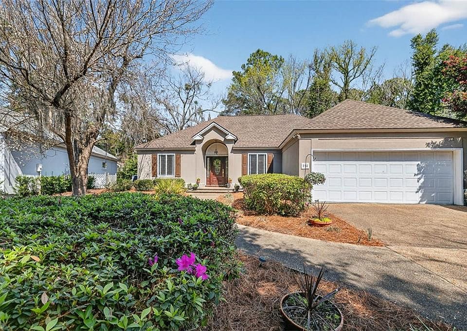 1st image of 214 W Davis Cup Ct