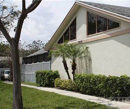 4th image of 8919 Thumbwood Cir APT D
