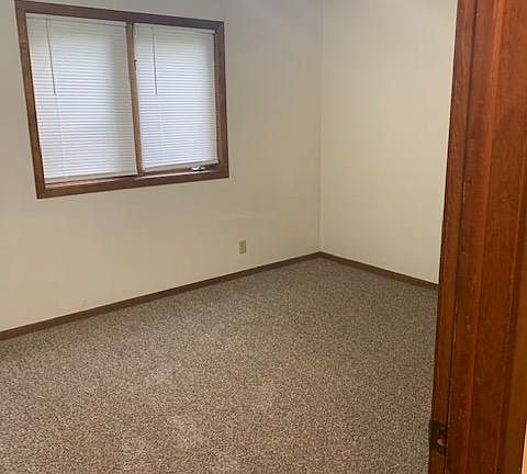 5th image of 245 S 48th St APT 11