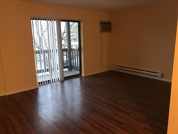 5th image of 1316 N Geneva Dr APT 2A