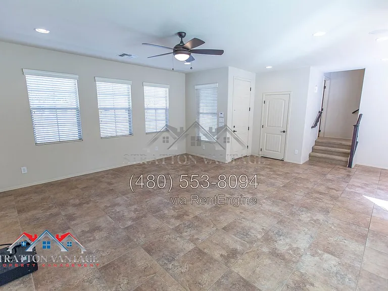 4467 E Remington Dr — Photo 9