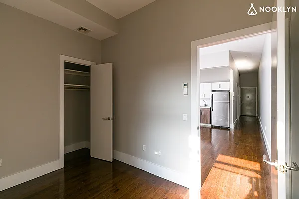 Rented by Nooklyn NYC LLC | media 9