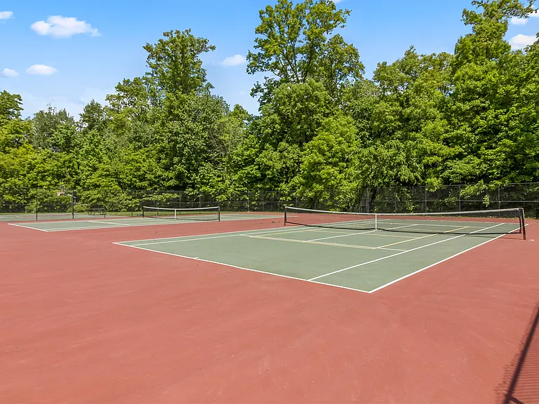 12683 White Chapel Cir — Photo 42