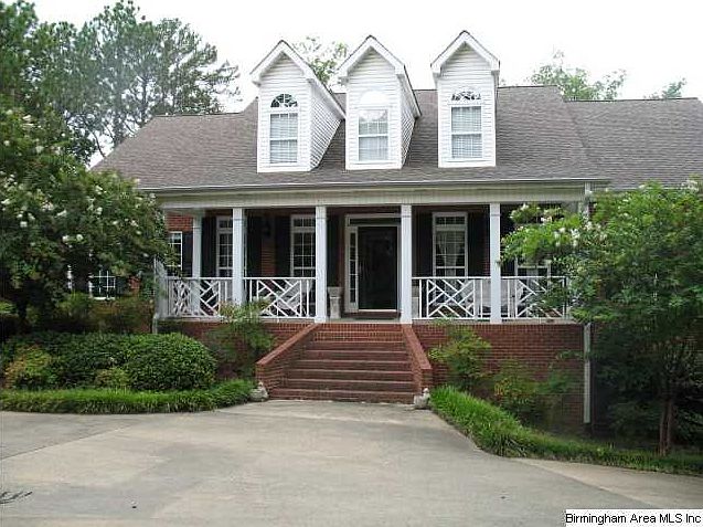 1st image of 1020 Heritage Ln NE