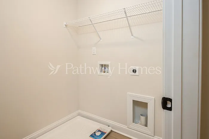 118 Wembury Ln — Photo 19