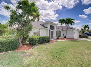 3105 NE 6th Ave, Cape Coral, FL 33909