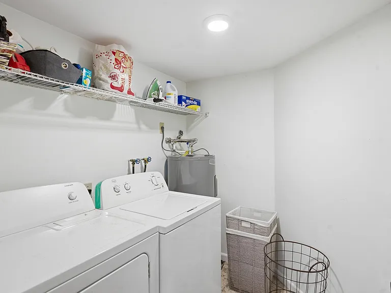 825 Egret Cir #104 — Photo 21