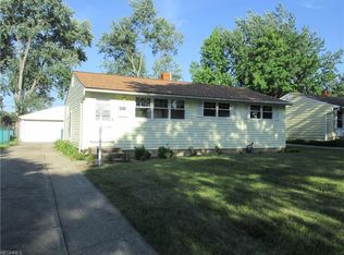 6693 Tupelo Dr, Bedford Heights, OH