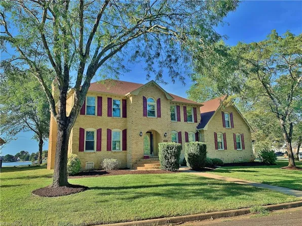 1317 Plantation Lakes Cir, Chesapeake, VA 23320