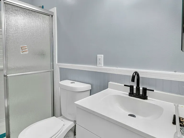 8472 Kingsley Dr — Photo 22