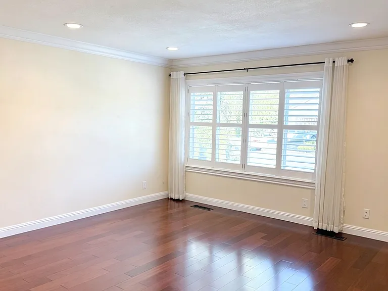 1519 Casa De Ponselle — Photo 9