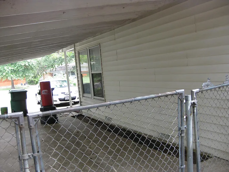 2601 Denison St — Photo 7