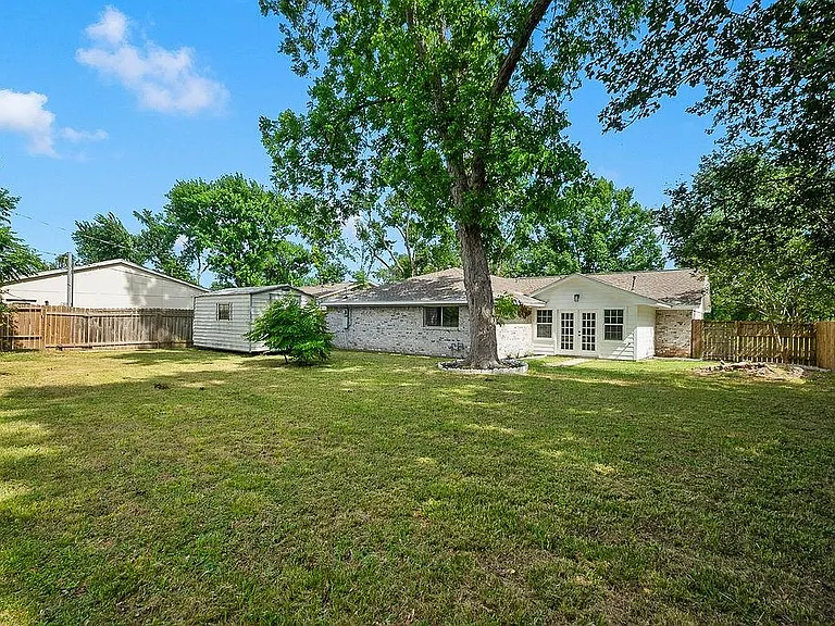 5514 Chantilly Ln — Photo 31