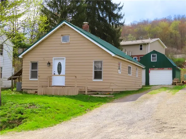 271 Seaward Ave, Bradford, PA 16701