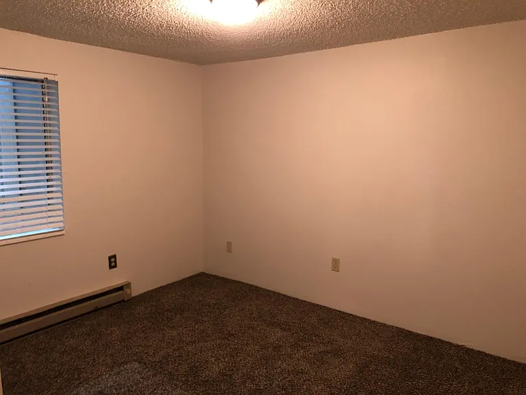 500 NE Maiden Ln #11 — Photo 6