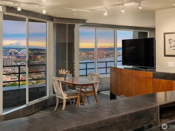 2125 1st Avenue #1505, Seattle, WA 98121