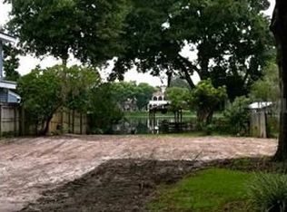 303 Chapman Rd, Lutz, FL 33548