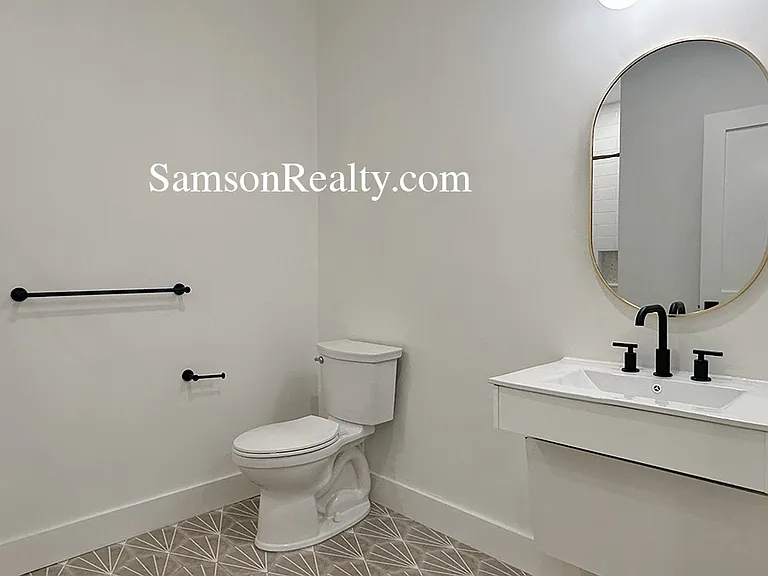 31 Hope St #210 — Photo 9
