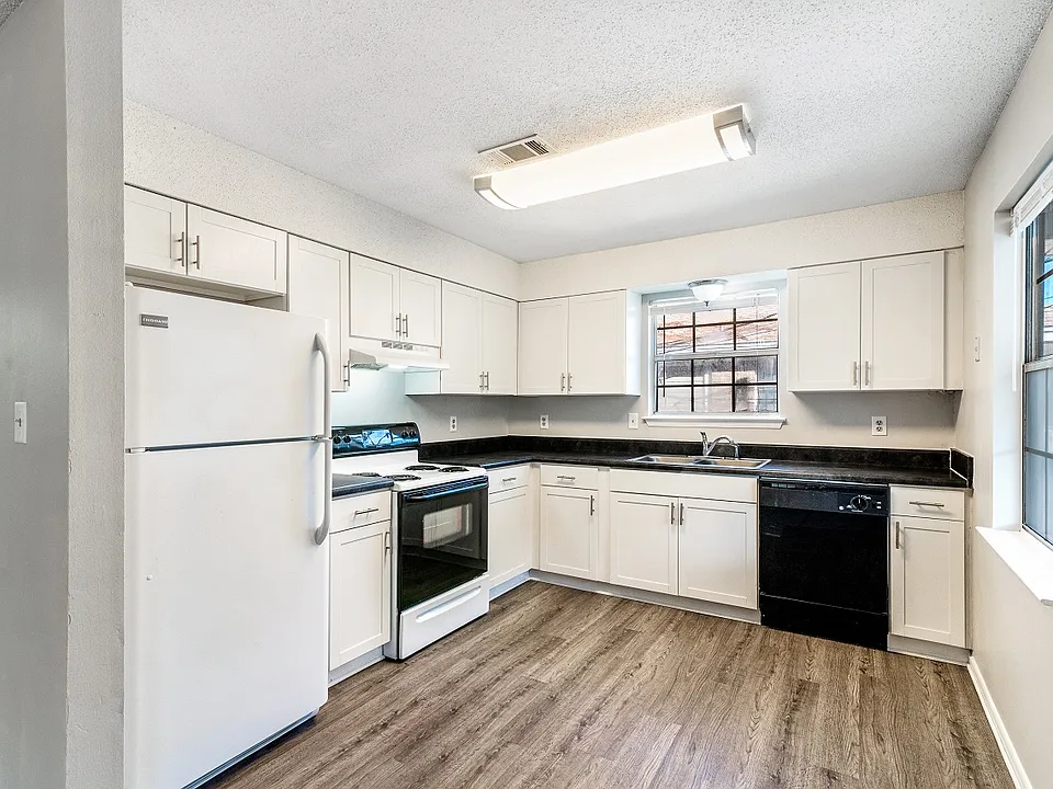Bradford Place Apartments