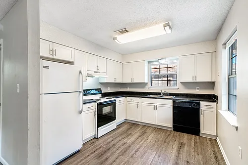 Bradford Place Apartments Photo 1