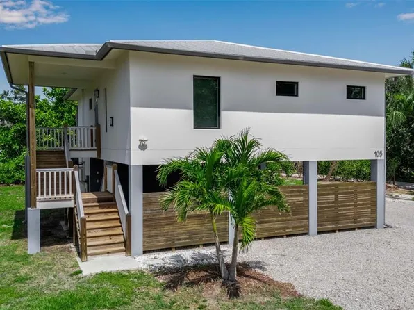 105 Shore Rd, Nokomis, FL 34275