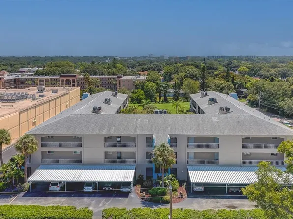 215 VALENCIA BOULEVARD #207, BELLEAIR BLUFFS, FL 33770